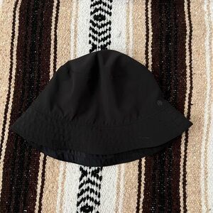 Lululemon Reversible Bucket Hat